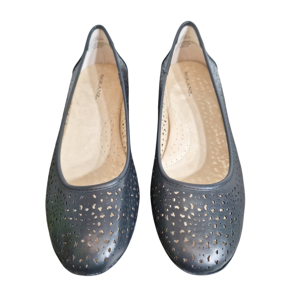 Solanz Cailyn Women's Size 11M Black Perforated Laser Cut Ballet Flats F30424